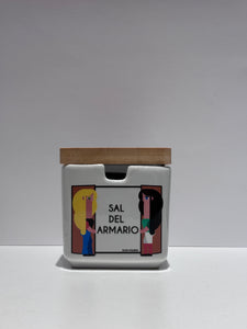 SALERO SAL DEL ARMARIO LÉSBICO